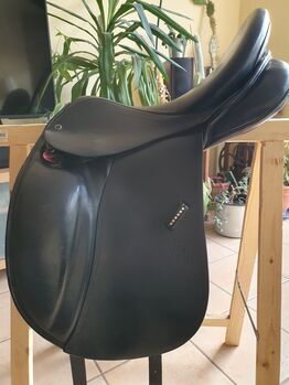 Stübben Juventus Sattel Dressursattel 17" 34 schwarz, Stübben  Juventus, Nadine, Dressage Saddle, Kenzingen 