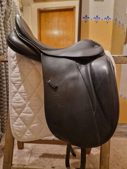 Stübben Maestoso De luxe 17 zoll, Stübben  Maestoso de luxe , Belinda, Siodła ujeżdżeniowe, Fürth