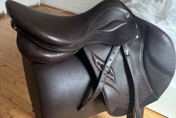 Stübben Phoenix Elite Springsattel 17 30 neuwertig, Stübben Phoenix Elite, Lena Monser, Jumping Saddle, Hilden