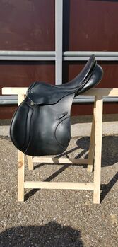 Stübben Roxane Springsattel 17 Zoll schwarz, Stübben Roxane, L. Gentner, Jumping Saddle, Aalen