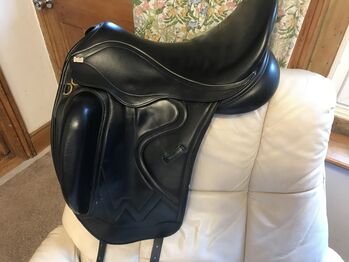 Sue Carson Dressage Saddle, Sue Carson , Kate , Dressage Saddle, Southampton 