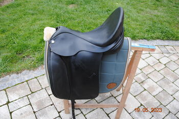 Sommer Esprit Dressursattel 18,5/32, Sommer Esprit, Alexander Becker, Dressage Saddle, St.Stefan