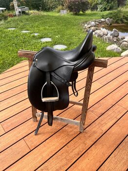 Tango Dressursattel – 18.5 Zoll Tango 3-18 2-SR-WW