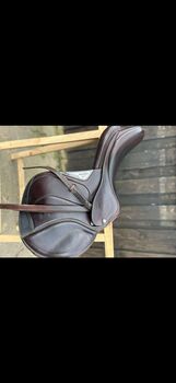 Verkaufe Equiline Springsattel, Equiline  Nick Skelton, Julia, Jumping Saddle, Innsbruck 