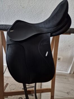 Tekna Dressursattel 17,5 Zoll inkl Zubehör, Tekna, Sabrina , Dressage Saddle, Kempen