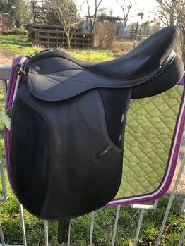 Dressursattel Thorowgood Griffin 17,5“, Thorowgood  Griffin, Rabea, Dressage Saddle, Osterfeld/Kleinhelmsdorf