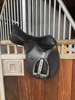 Thorowgood pony club 15, Thorowgood  Pony club, Amanda Mc Dermott, All Purpose Saddle, Coventry