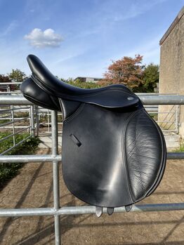 Thorowgood T8 Cob GP (MGX) VS Sattel 17,5“ für breite Pferde, Thorowgood, Aline Schubert, All Purpose Saddle, Brackeheim