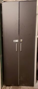 Zubehörschrank/ Materialschrank
