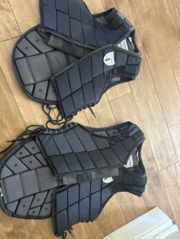Tipperary Impact Safety Vests, Tipperary Equestrian, Elena Sati, Sicherheitswesten & Rückenprotektoren, Mississauga