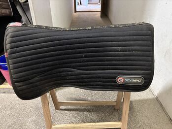 Toklat Orthoimpact, Toklat Orthoimpact, Céline Leonardo, Westernowo podkładki pod siodło, Rüti ZH