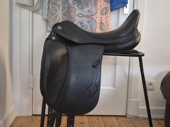 ***TOP*** Prestige Philosophy Dressursattel doubliert 18 Zoll 31 KW Vollausstattung, Prestige  Philosophy , Line, Dressage Saddle, Hamburg