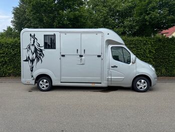 Top gebrauchte Pferdetransporter und Pferdeanhänger + Wohnabteil