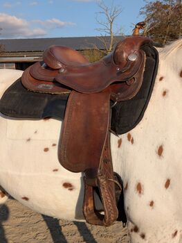 ☆TOP☆ Westernsattel Diamond C 16 Zoll XFQ Fork 04 Butterfly Skirt Diamond C 