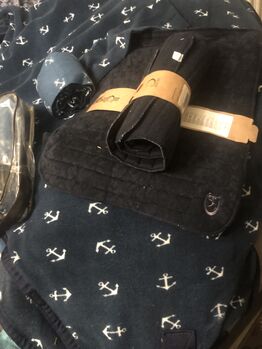 Traumkombi Abschwitzdecke mit passenden Bandagen, Manski Anker, Sabine Hermann, Pferdedecken, Goch