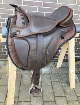 Baumloser Sattel, Edix Courville  Vielseitigkeitssattel , Katharina Lantin , All Purpose Saddle, Aachen