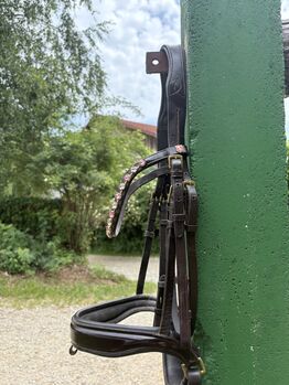 Trense Horsecode braun mit Lack, COB/ Vollblut, Stirnriemen Rosa Horsecode