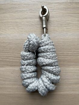 Strick mit Panikhaken in Silber/Grau, No-Name Marke