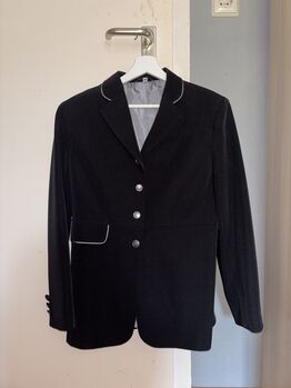 Turnierjacket von Loesdau, Loesdau, Nina , Na zawody, Pforzheim