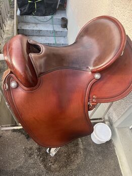 Unikat: Barocksattel mit Westernauflage Sattlerei Madeleine Schoch Unikat