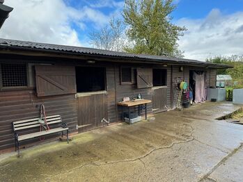 Used stable block, 3 stables, tack room, hay barn, Ascot Timber Buildings, Harry Cannon, Horse Stables, Reading