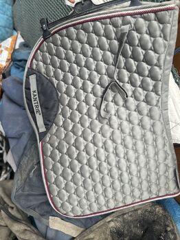Diverse schabracken Showmaster Eskadron, Showmaster Eskadron , melina, Dressage Pads, Stedesdorf 