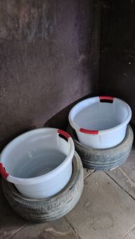 Wasserbottiche inkl. Reifen