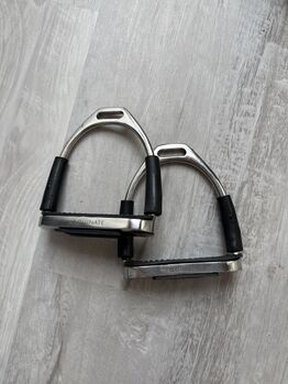Sicherheitssteigbügel, Equinate, Rebecca Oelschlegel, Saddle Accessories, Ascheberg