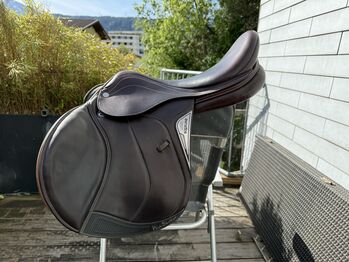 Verkaufe Equiline Springsattel Equiline  Nick Skelton