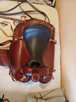 For sale it's brand New pure leather Ameer Gk