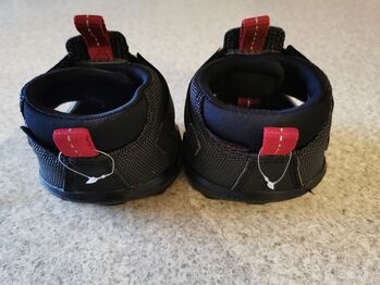 Zu Verkaufen Neue Hufschuhe Equine Fusion Trekking Jogging Grösse 9 Rund