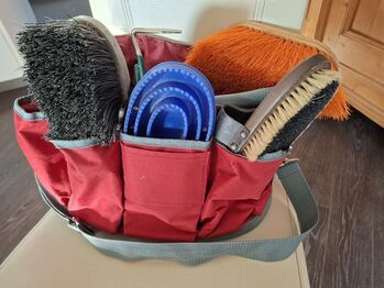 Pflegeset, Putztasche von Escadron mit Putzzeug, neuwertig, Escadron, Robert, Grooming Brushes & Equipment, Kolbermoor