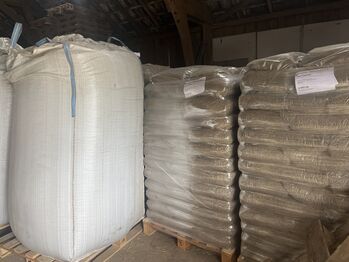 Weizenstroh  Granulat mit 6% Zeolit, H&H Weizenstroh Pellets/Granulat Strohpellets Granulat und Pellets mit 6% Zeolir, Herr Franz Fesel  (Dagmar & Franz Fesel Gbr), Hay & Straw, Blankenheim 