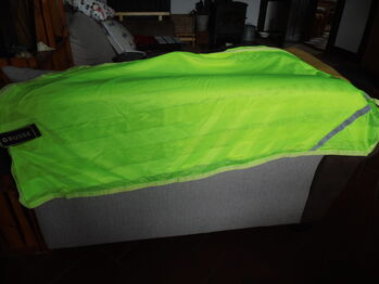 Fliegendecke neonfarbend Busse Fliegendecke neongelb