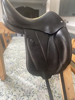 Voltaire dressage saddle Voltaire  Adalaide