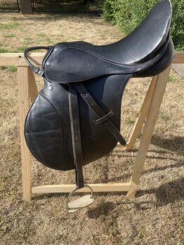 VS Vielseitigkeitssattel schwarz, Young Rider, Marion, All Purpose Saddle, Ingelheim