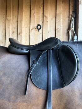 VSS Sattel Gentec 17.5" Felix Bühler
