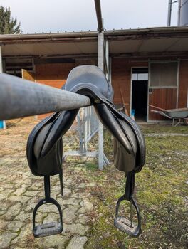 VSS Sattel 17.5" Equinomic schwarz Equinomic VSS