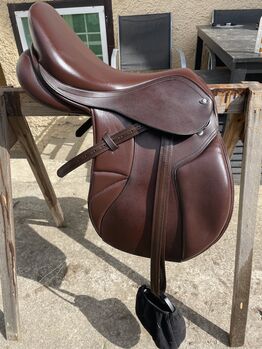 Waldhausen Comfort Springsattel, Waldhausen Leder Springsattel Comfort, Michelle Flaumitsch, Jumping Saddle, Matschiedl 