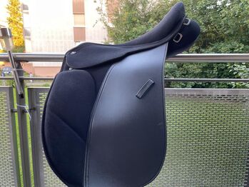 Waldhausen Islandsattel Economic Advance- Schwarz, Waldhausen, Savannah Lee Steiner, Icelandic Saddle, Lyss