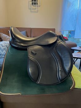 Biete wenig gebrauchten Maxflex VS Vielseitigkeitssattel Ludwig 17,5, Maxflex, Dölle, Vielseitigkeitssattel (VS), Schwabmünchen 