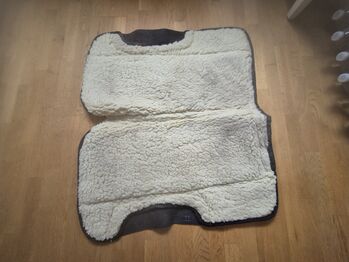 Westernpad mit dickem weichen Teddyfell