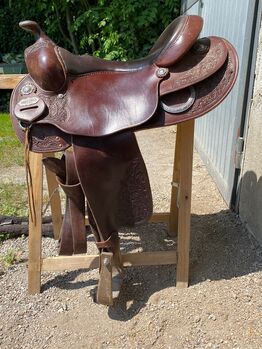 BM  Bronc Halter - Saddle Bronc Riding; Leather