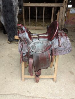 Western  Sattel Nonem