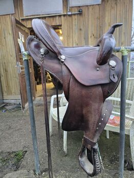 Westernsattel Round Skirt, Nicole , Western Saddle, Sittendorf