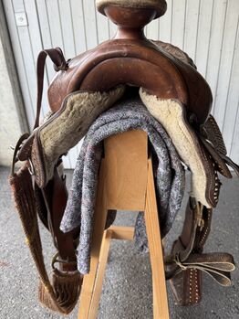 Westernsattel Simco 5520 und Sattel J.A.Barnsby & Sons Simco  5520