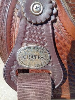 Westernsattel Crates