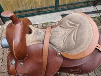 Westernsattel aus USA Unbekannt Unbekannt