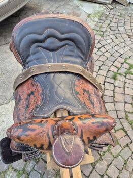 Westernsattel, 15,5" Unbekannt 