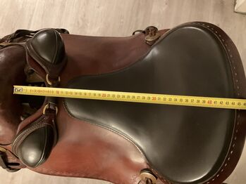 Westernsattel Parelli Natural Performer 16,5“, Parelli Natural Performer, Anne, Westernsattel, Oranienburg